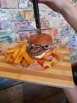 Burger Fusion Santa Monica + frytki