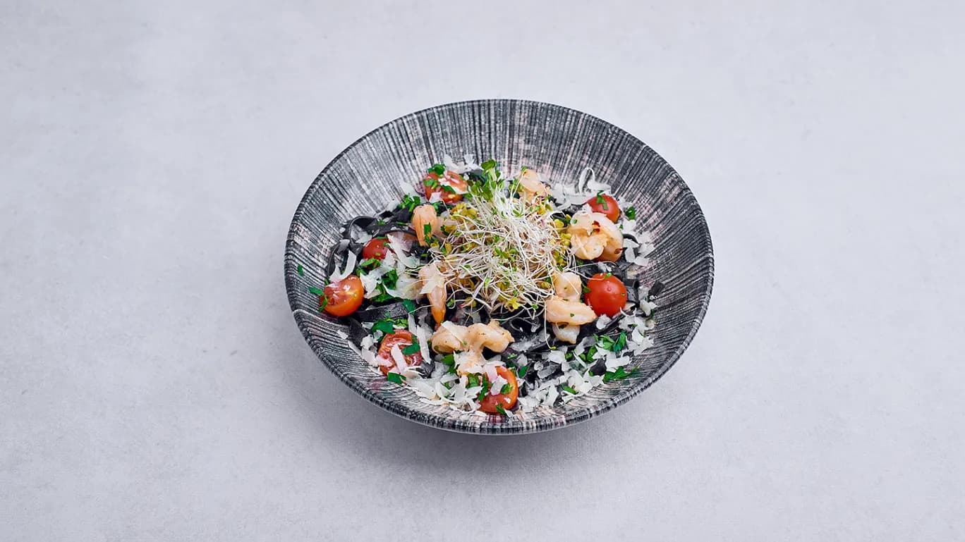 Makaron Tagliatelle seppia z krewetkami