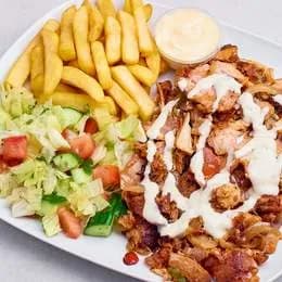 Zestaw z grillowanym mięsem i Ayranem