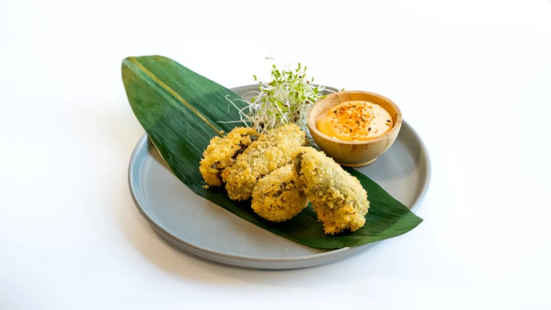 Papryczki Jalapeno w panko nadziewane serkiem 4szt.