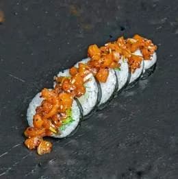 Futomaki tatar z łososia