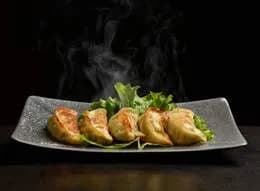 Pierogi Gyoza yake z miesem