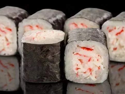 Maki z surimi
