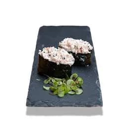 Gunkan z pastą surimi