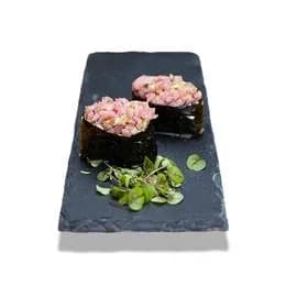 Gunkan z tatarem z tuńczyka