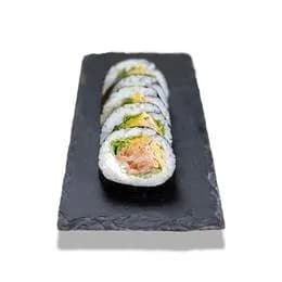 Futomak z wędzonym łososiem 6szt