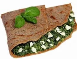 Naleśnik Szpinak z fetą, szynka, ser