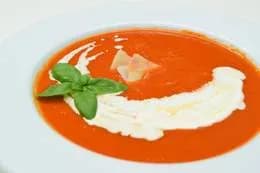 Zupa - krem pomidorowy z bazylią