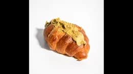 Croissant pistacjowy