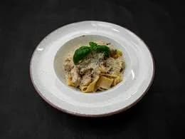 Pollo in panna acida