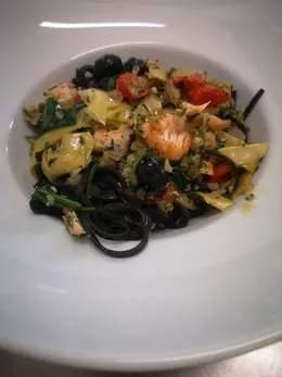 Tagliolini z łososiem