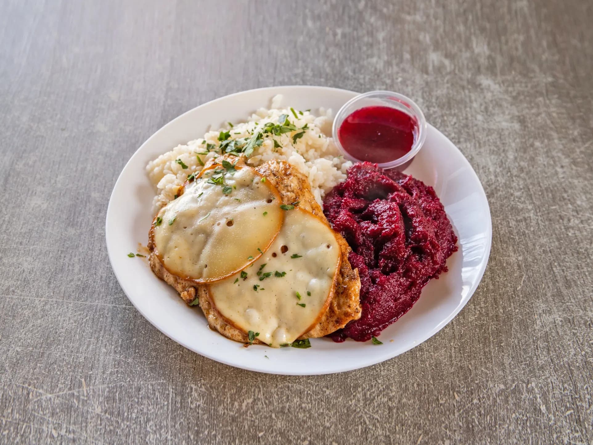 Grillowana Pierś z Kurczaka z Serem Wędzonym