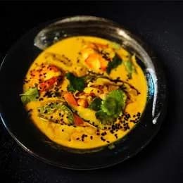 Curry z Krewetkami Tygrysimi