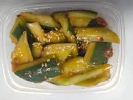 Pikantny ogórek z czosnkiem