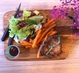 SZASZŁYK Z POLĘDWICY WOŁOWEJ