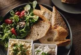 Pasta jajeczna i twarożek