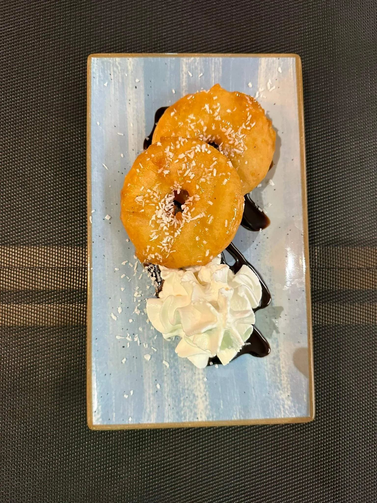 Ananas w cieście 2 szt