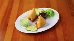 Samosa z jagnięciną 2 szt.