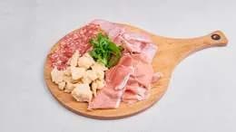 Tagliere di formaggi e salumi (dla dwóch osób)