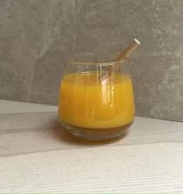 Świeży sok pomarańczowy