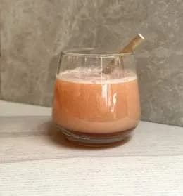 Świeży sok grejpfrutowy