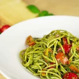 Spaghetti con pesto