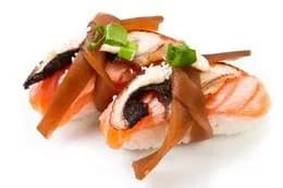Nigiri Łosoś opiekany z węgorzem