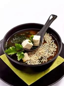Misoshiru z łososiem