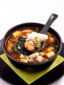 Spicy miso z owocami morza
