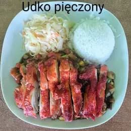 Udko pieczone z grzybami mun i bambusem