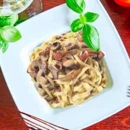 Pasta Funghi e Pancetta