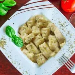 Gnocchi z sosem maślanym i rozmarynem