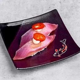 Nigiri Fusion opiekany tuńczyk z papryczką jalapeno