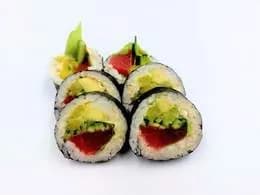 Futomaki TUŃCZYK, serek, awokado, sałata 6szt