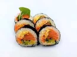 Futomaki ŁOSOŚ, majonez, chili, por 6szt