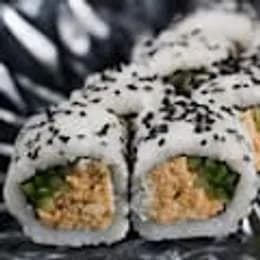 California z grillowanym łososiem