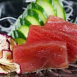 Sashimi tuńczyk