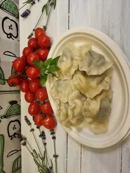 Pierogi że szpinakiem i krewetką 8szt