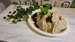 Pierogi z jagodami 8szt