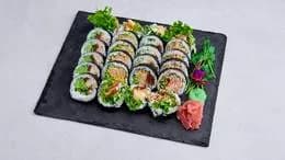 Zestaw pieczony Futomaki