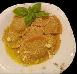 Ravioli nadziewane łososiem z mascarpone