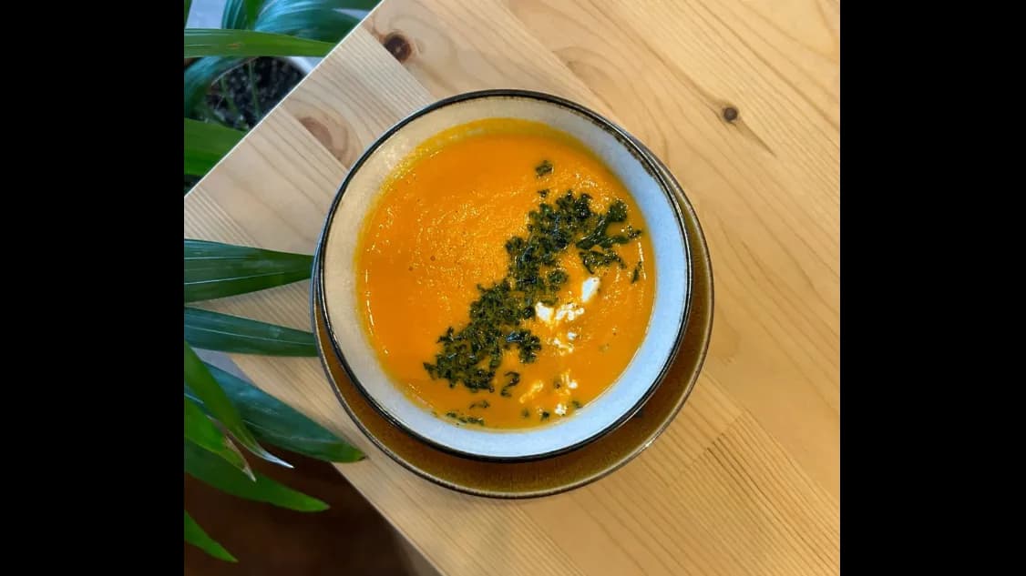 Krem z palonego pomidora, papryki i koziego sera NOWOŚĆ!