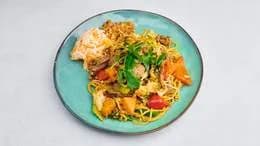 Makaron chiński smażony