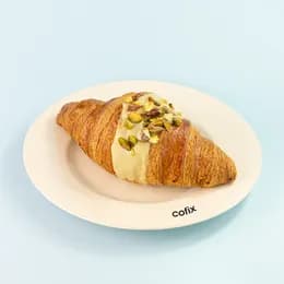 Croissant pistacjowy