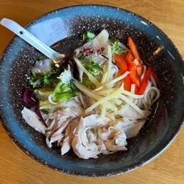 zupa z kurczakiem i makaronem