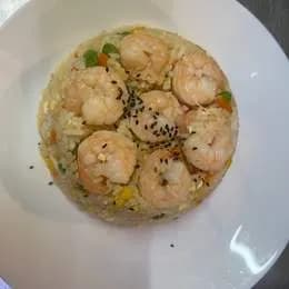 Smażony ryż z krewetkami