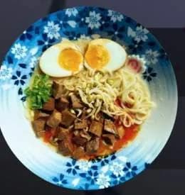 Tonkotsu z siekanym stekiem