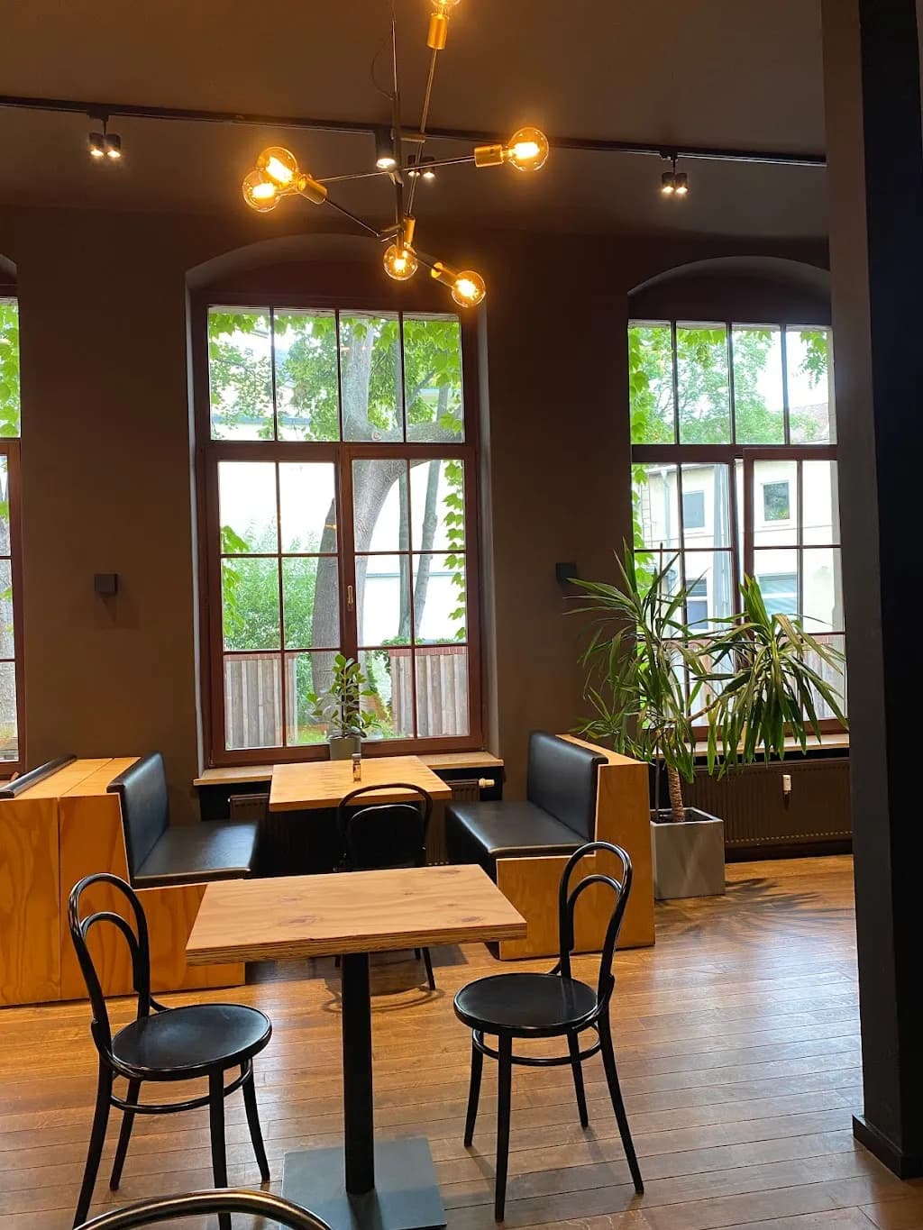 Z1 - Food | Events | Lounge