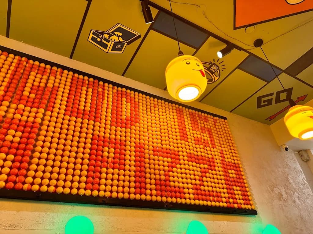 Slice in Hand pizza & drinks