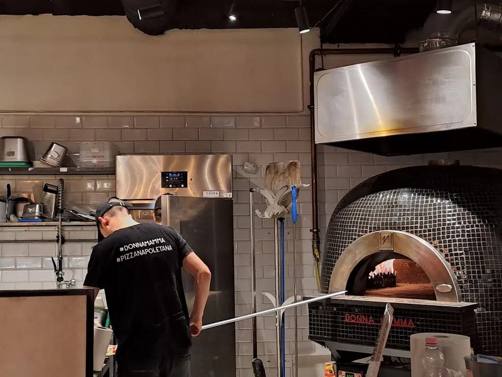 Donna Mamma Pizza Napoletana